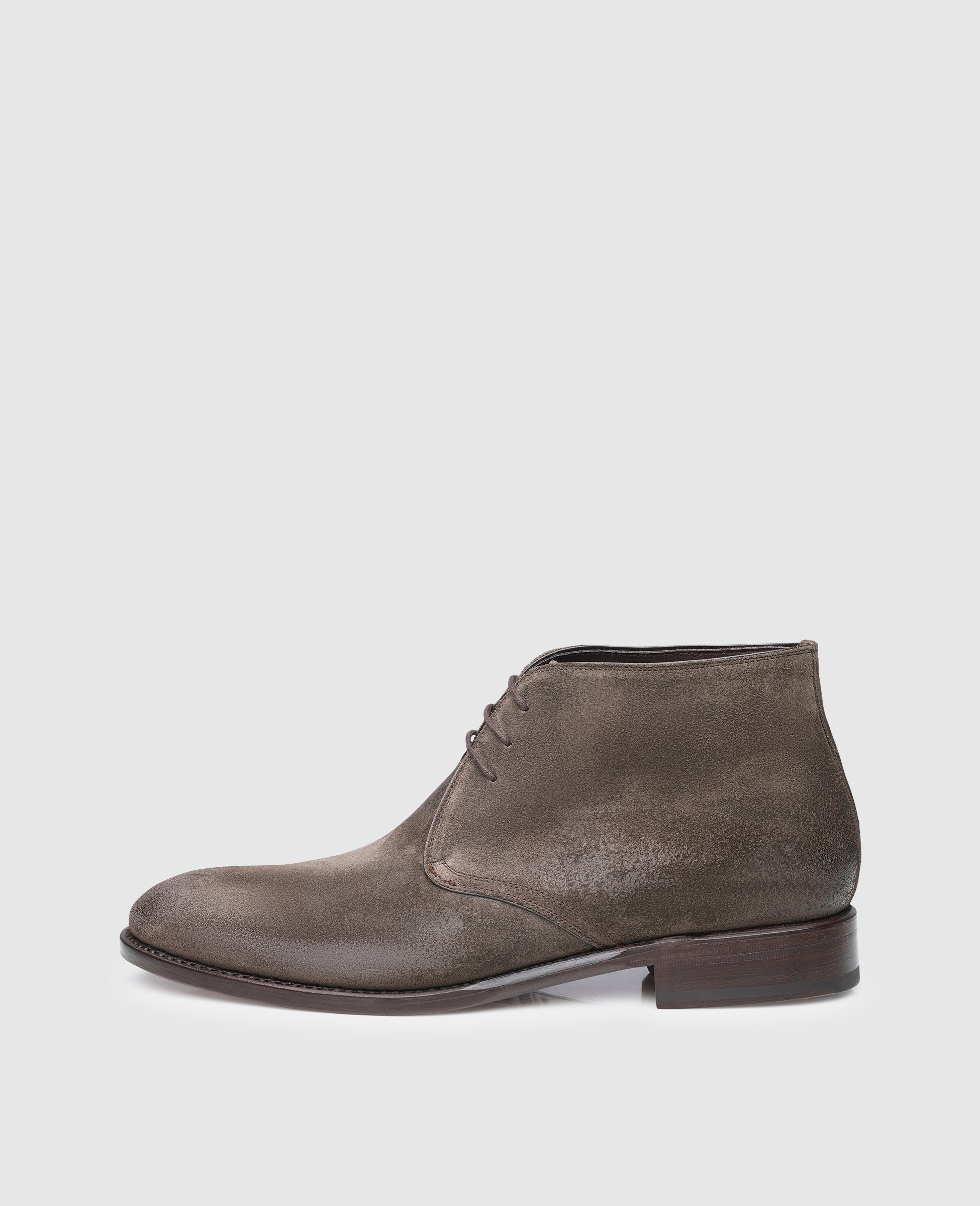 Handcrafted Chukka Boot in Velour Leather | Shoepassion